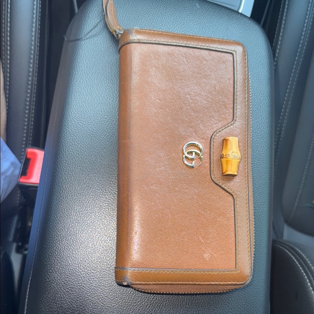 Gucci Brown Leather Wallet with Gold Accent